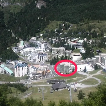 Sarriere - Pour 6 Personnes Mae-0503 *